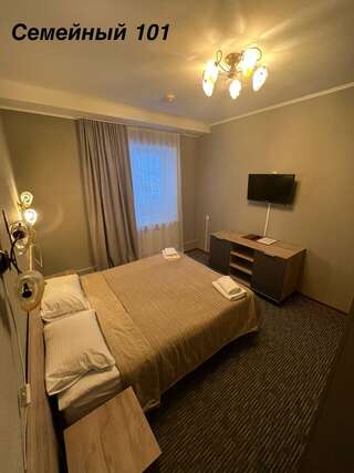 Гостиница Кия Шерегеш Cемейный номер с собственной ванной комнатой-5